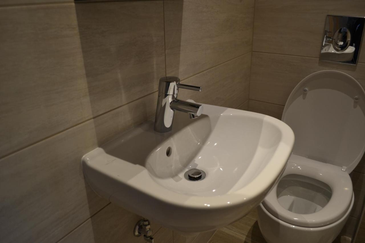 Kalamaria Brand New 1 Bedroom Apartment เทสซาโลนิกิ ภายนอก รูปภาพ