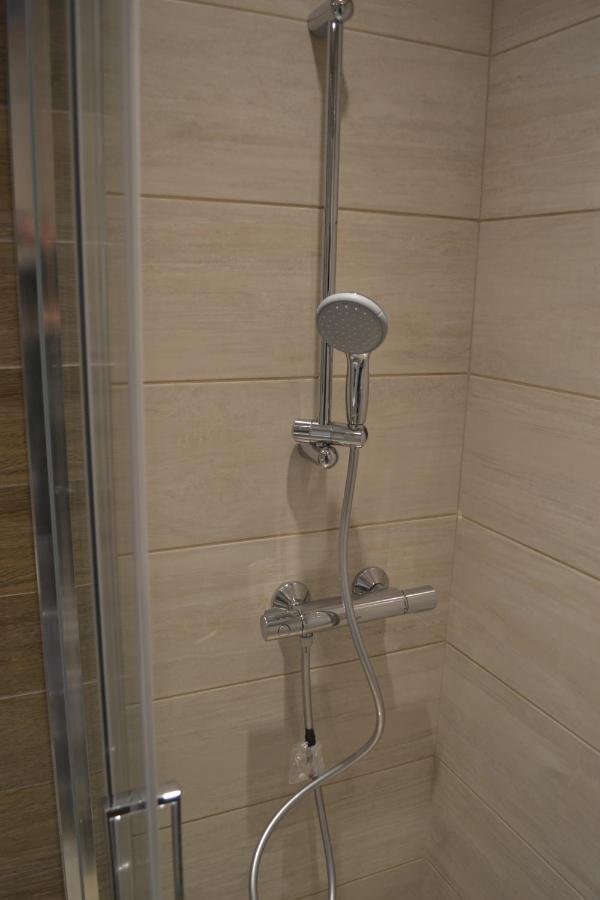 Kalamaria Brand New 1 Bedroom Apartment เทสซาโลนิกิ ภายนอก รูปภาพ