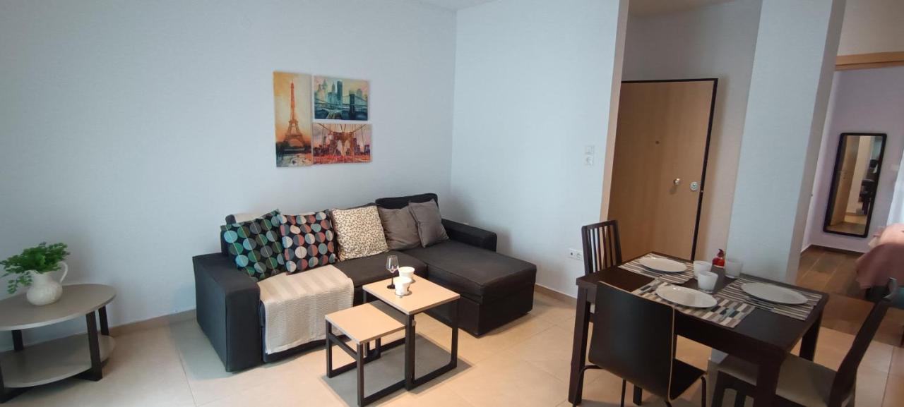 Kalamaria Brand New 1 Bedroom Apartment เทสซาโลนิกิ ภายนอก รูปภาพ
